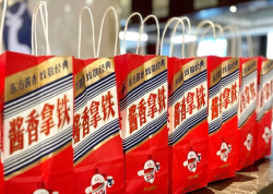 大牌聯(lián)名，好玩